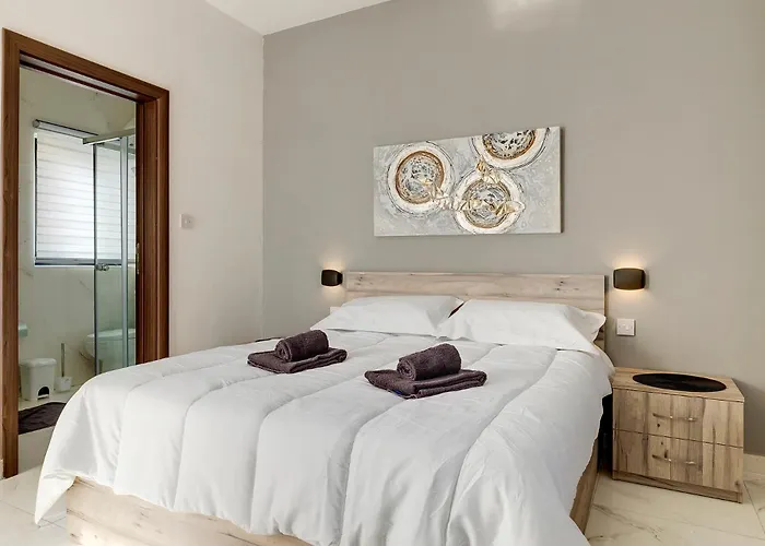 Sir William Reid Holiday Apartments