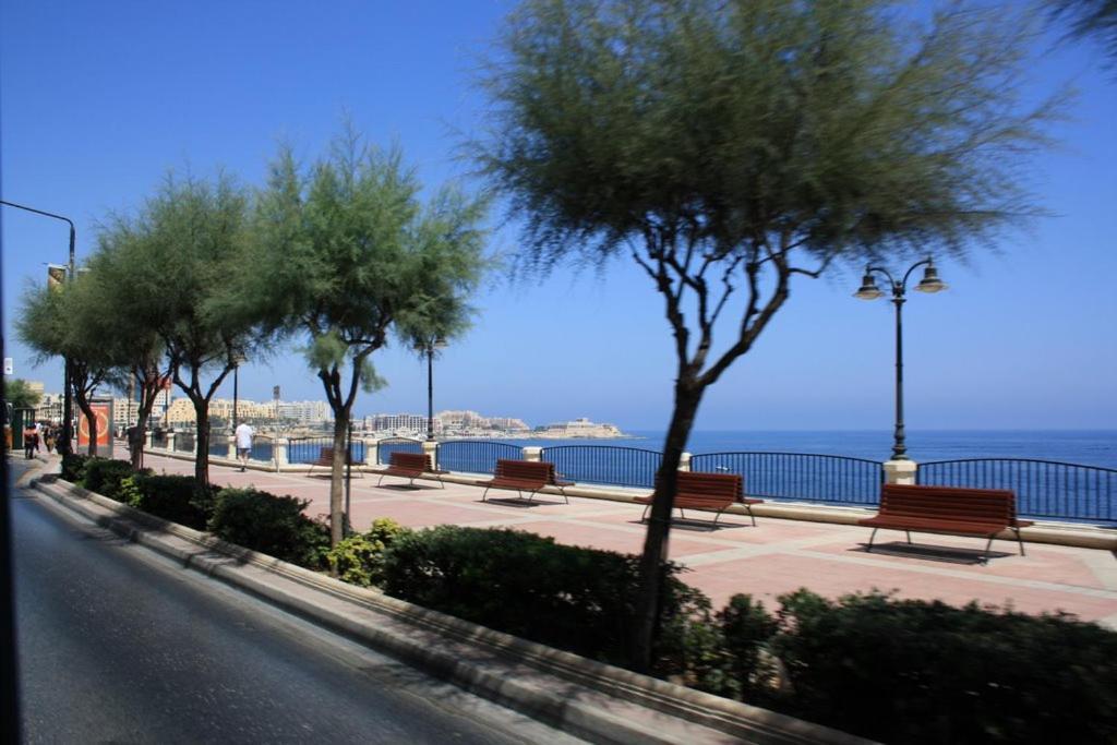 Sir William Reid Apartment Sliema